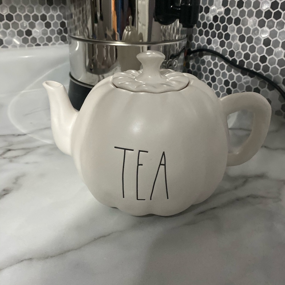Rae Dunn Pumpkin Tea Pot
